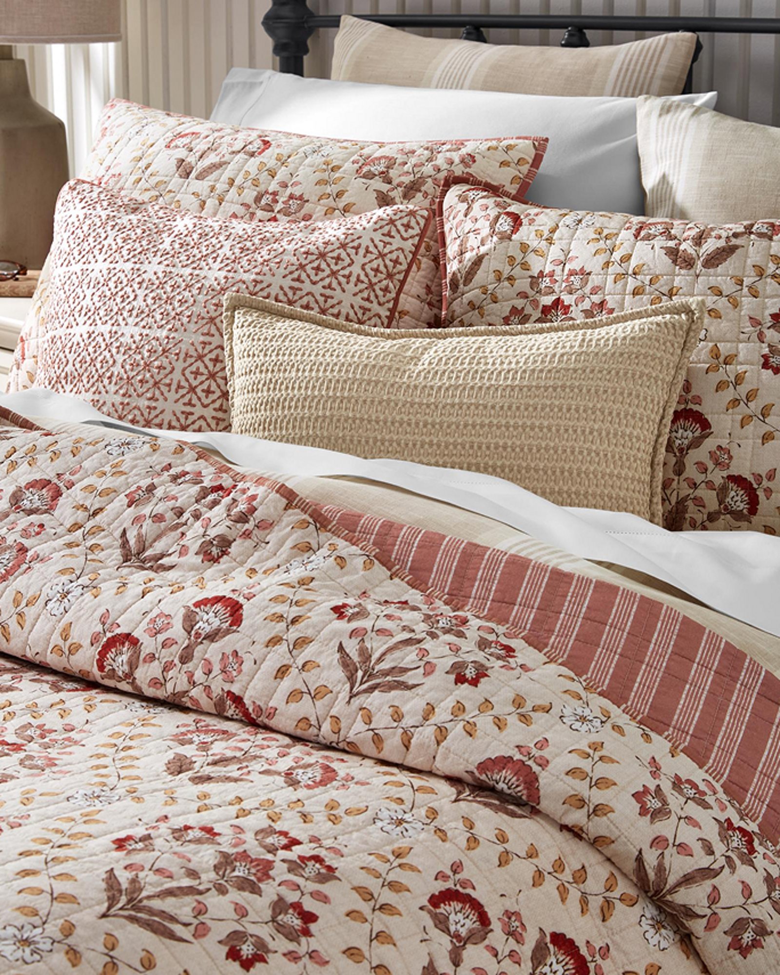 Quilts & Coverlets